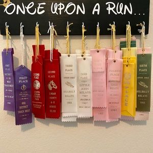 Ribbon Display- Wood